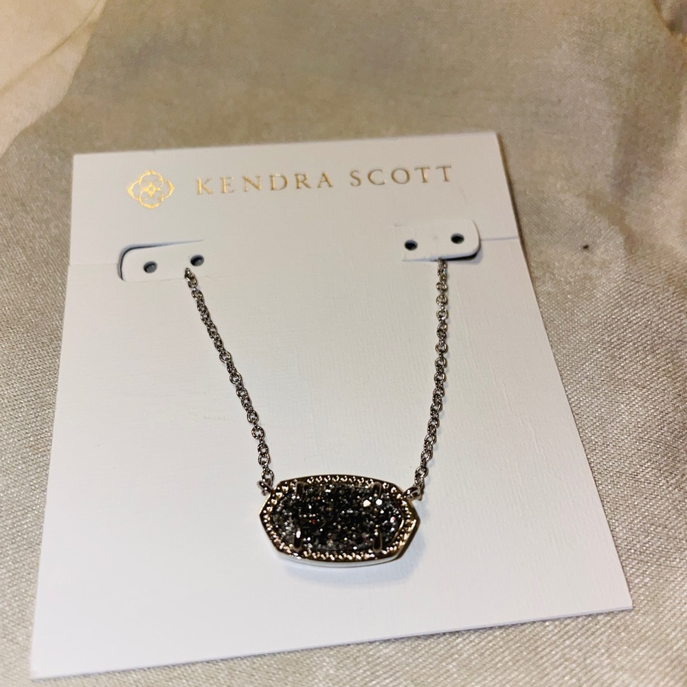 Kendra Scott Elisa Necklace NWT